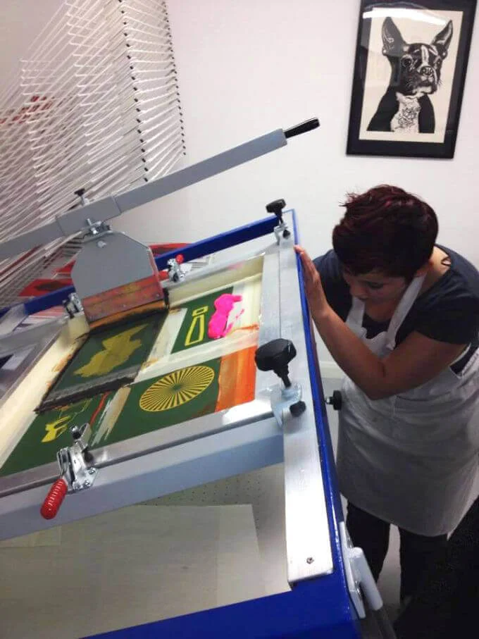 Siebdruckrahmen – Anleitung zur Herstellung günstiger, individueller Sweatshirts