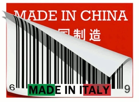 Fälschung chinesischer T-Shirts