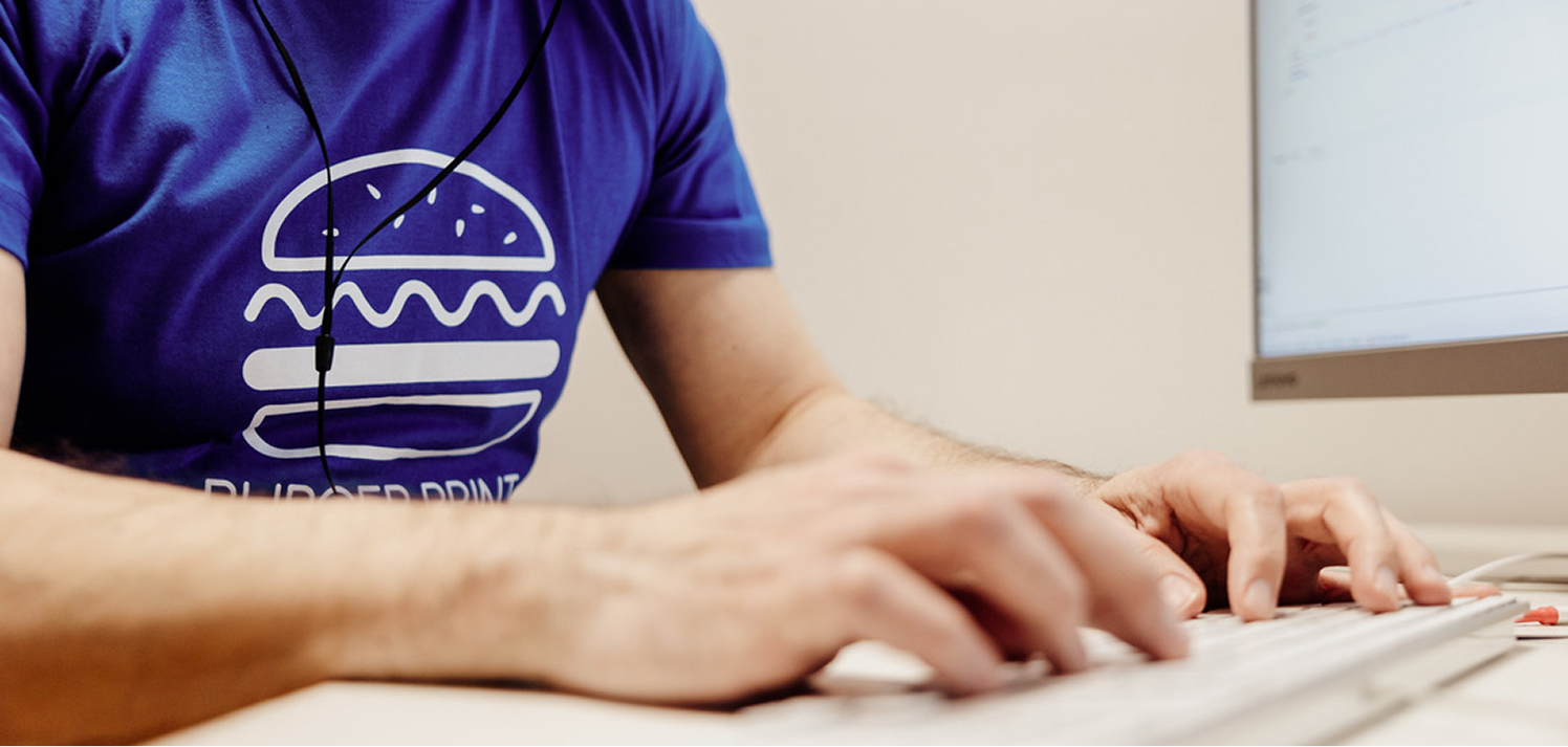 Schreiben Sie uns eine E-Mail